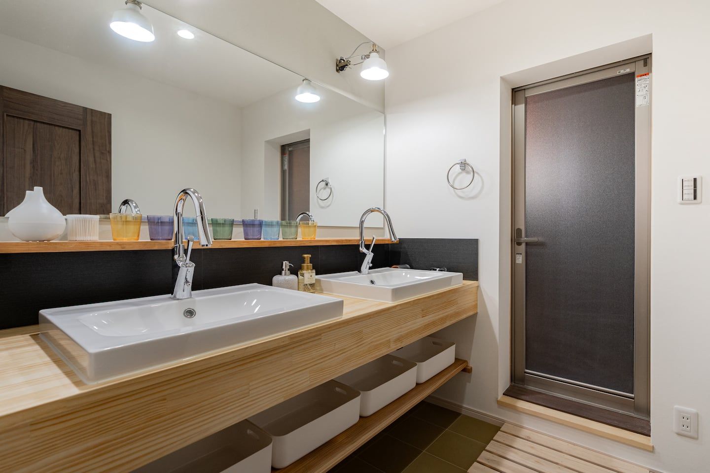 COLOR INN 日本橋 27
